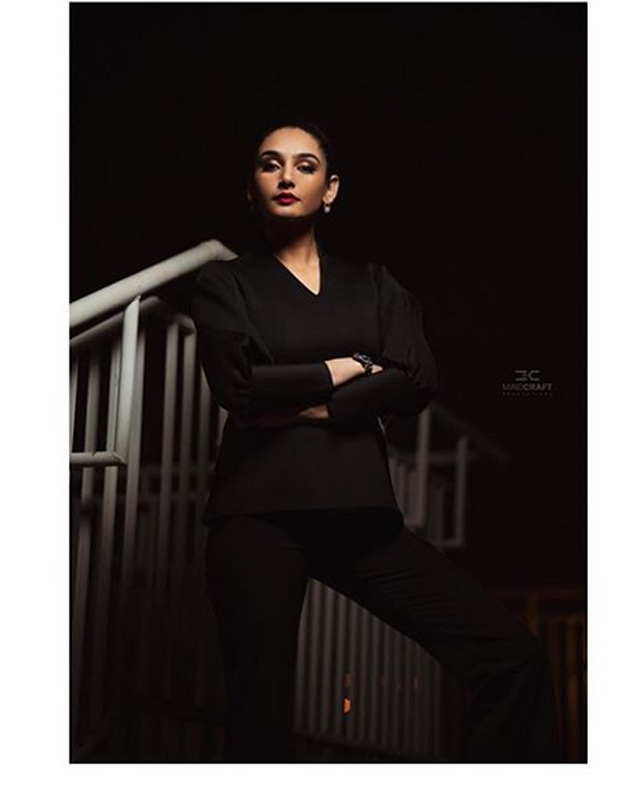 Ragini Dwivedi Instagram Pics